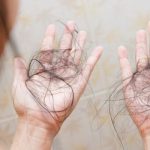 5 Cara Mengatasi Rambut Rontok Secara Ampuh
